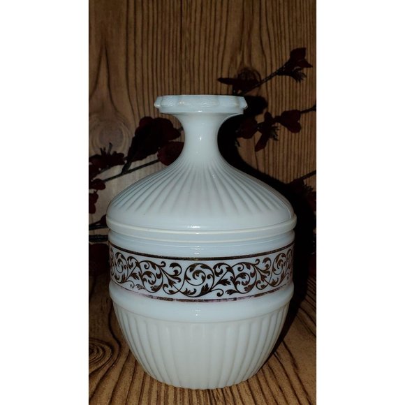 Avon Bath Vintage 7s Avon Milk Glass Dusting Powder Bottle Poshmark